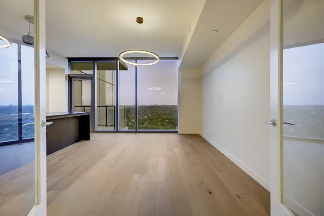 $3,400 | 44 East Avenue, Unit 2511, Austin, TX 78701