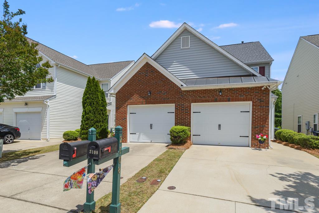 2112 Persimmon Ridge Drive Raleigh, NC 27604 - Photo 4 of 26
