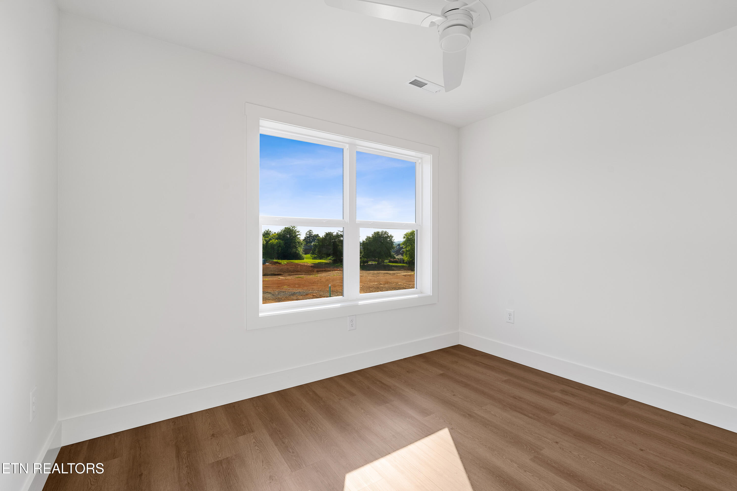 1337 Grace Ridge Drive Sevierville, TN 37862 - Photo 36 of 53 Bedroom 2
