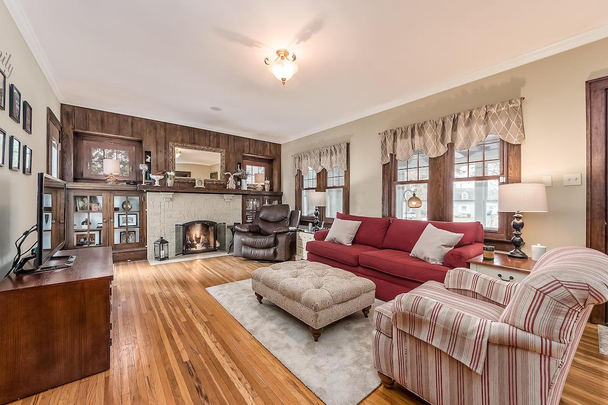 345 East Torrence Road Columbus, OH 43214 - Photo 4 of 38 Gallery Image 4