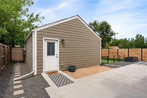 $690,000 | 2615 Pontiac Street, Denver, CO 80207