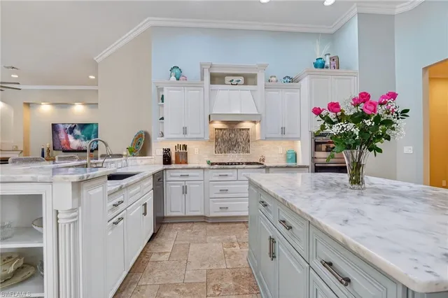 $2,300,000 | 4810 Sycamore Drive, Naples, FL 34119