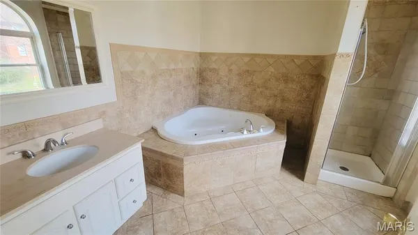 $149,900 | 5734 Maple Avenue, St. Louis, MO 63112