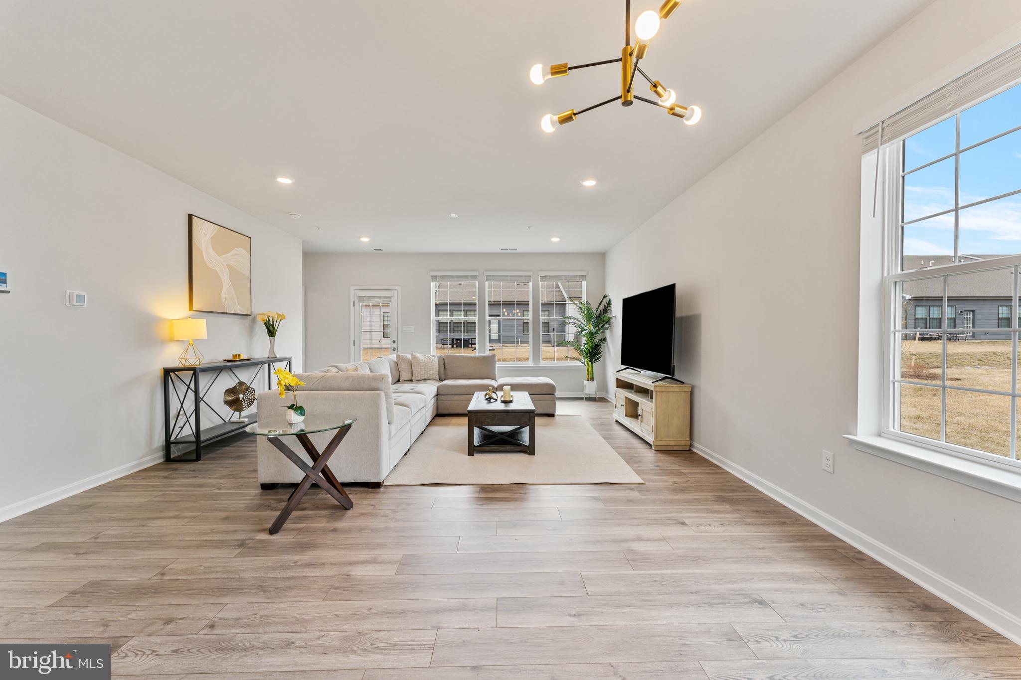 493 Ensemble Way Frederick, MD 21701 - Photo 11 of 33 Dining and Living