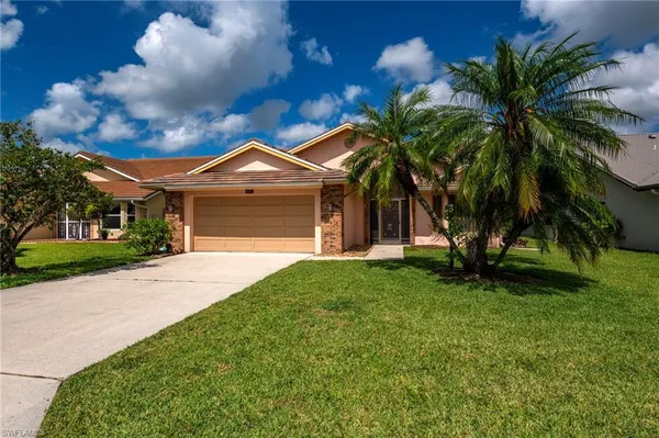 $575,000 | 441 Countryside Drive, Naples, FL 34104