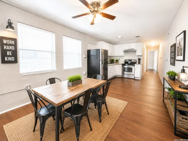 $1,100 | 1536 West Hollywood Avenue, Unit 1536, San Antonio, TX 78201