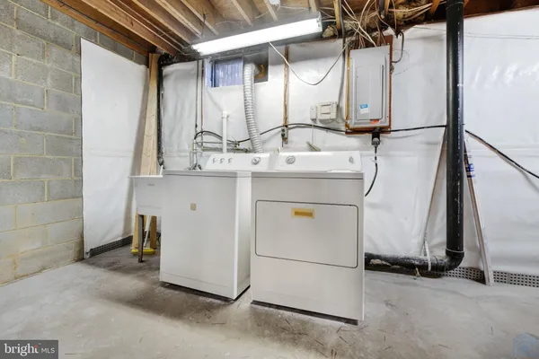 $2,500 | 421 Gatewood Court, Glen Burnie, MD 21061