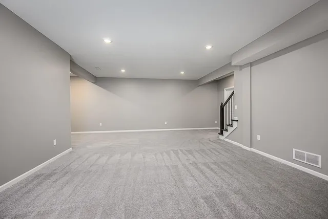 $439,950 | 917 North Willow Court, Tonganoxie, KS 66086