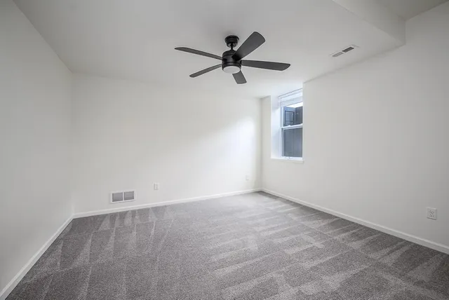 $439,950 | 917 North Willow Court, Tonganoxie, KS 66086