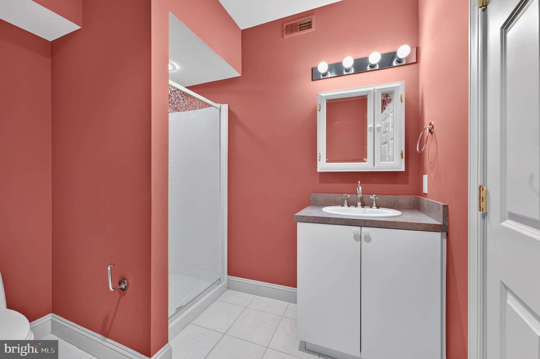 415 Bridgeboro Road Moorestown, NJ 08057 - Photo 68 of 91 Basement
Full Bathroom