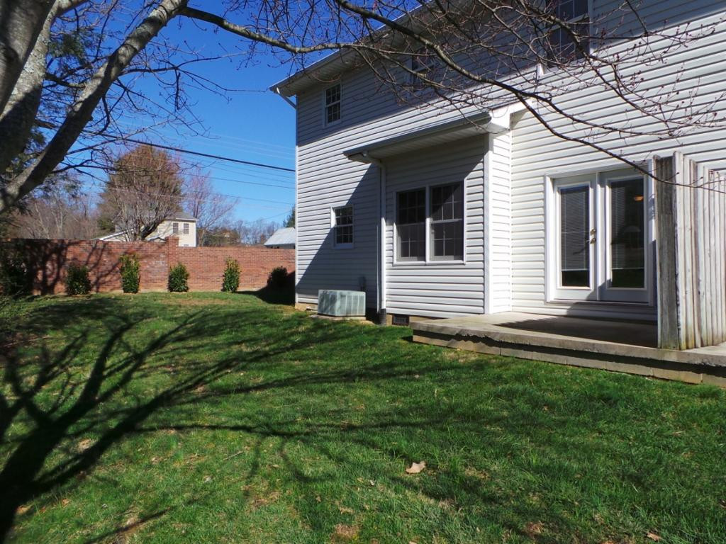 1 Cherokee Ridge Court, Unit 1 Johnson City, TN 37604 - Photo 30 of 36 NICE OUTDOOR AREA TO ENJOY