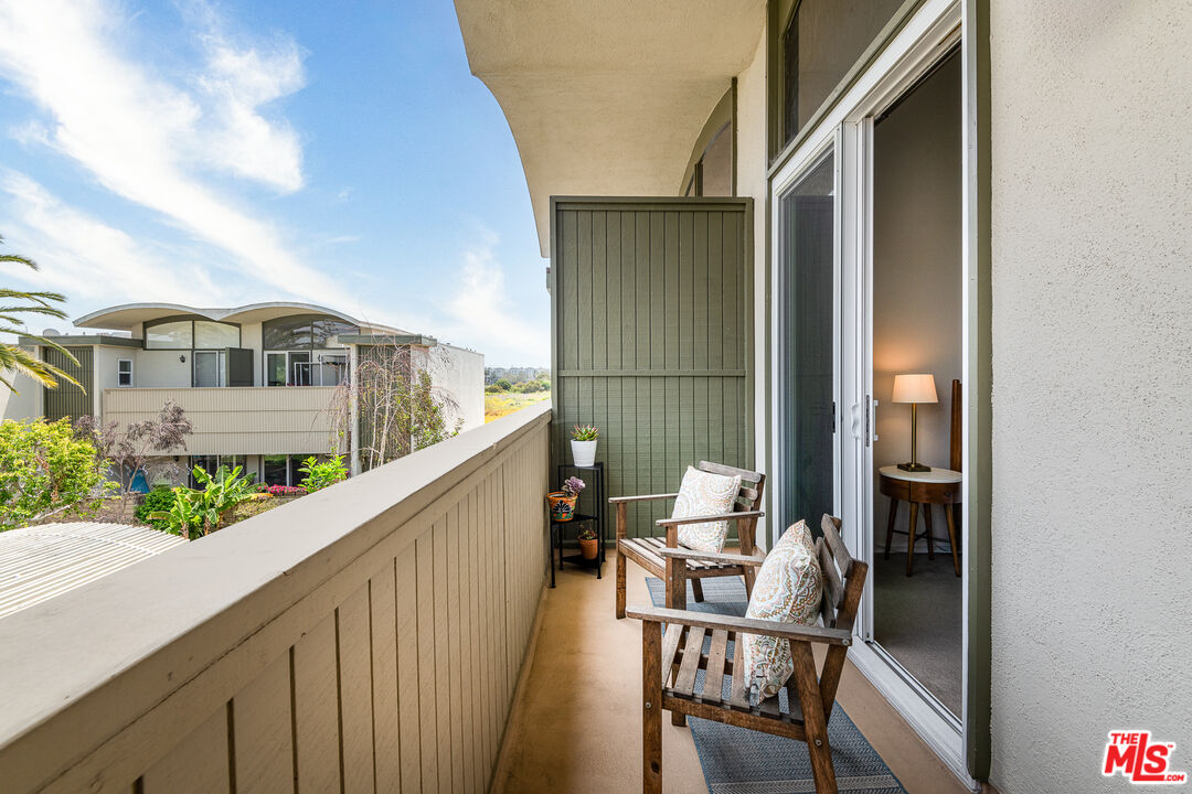 13214 Fiji Way, Unit P Marina del Rey, CA 90292 - Photo 24 of 41