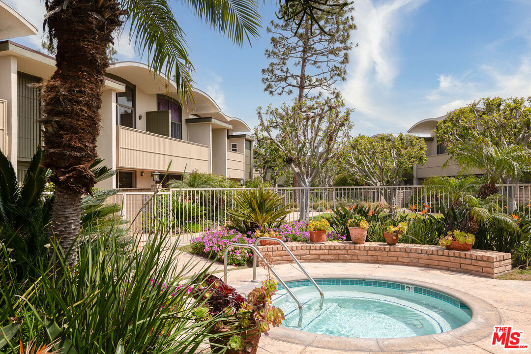 13214 Fiji Way, Unit P Marina del Rey, CA 90292 - Photo 36 of 41 a view of a swimming pool with a patio