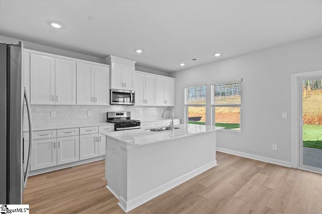 584 Cozy Blf Road Spartanburg, SC 29301 - Photo 3 of 17