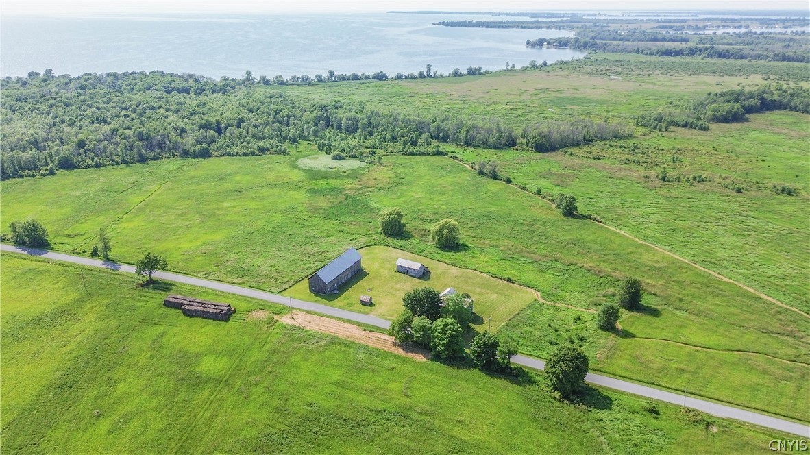 21585 South Shore Road Lyme, NY 13693 - Photo 3 of 44