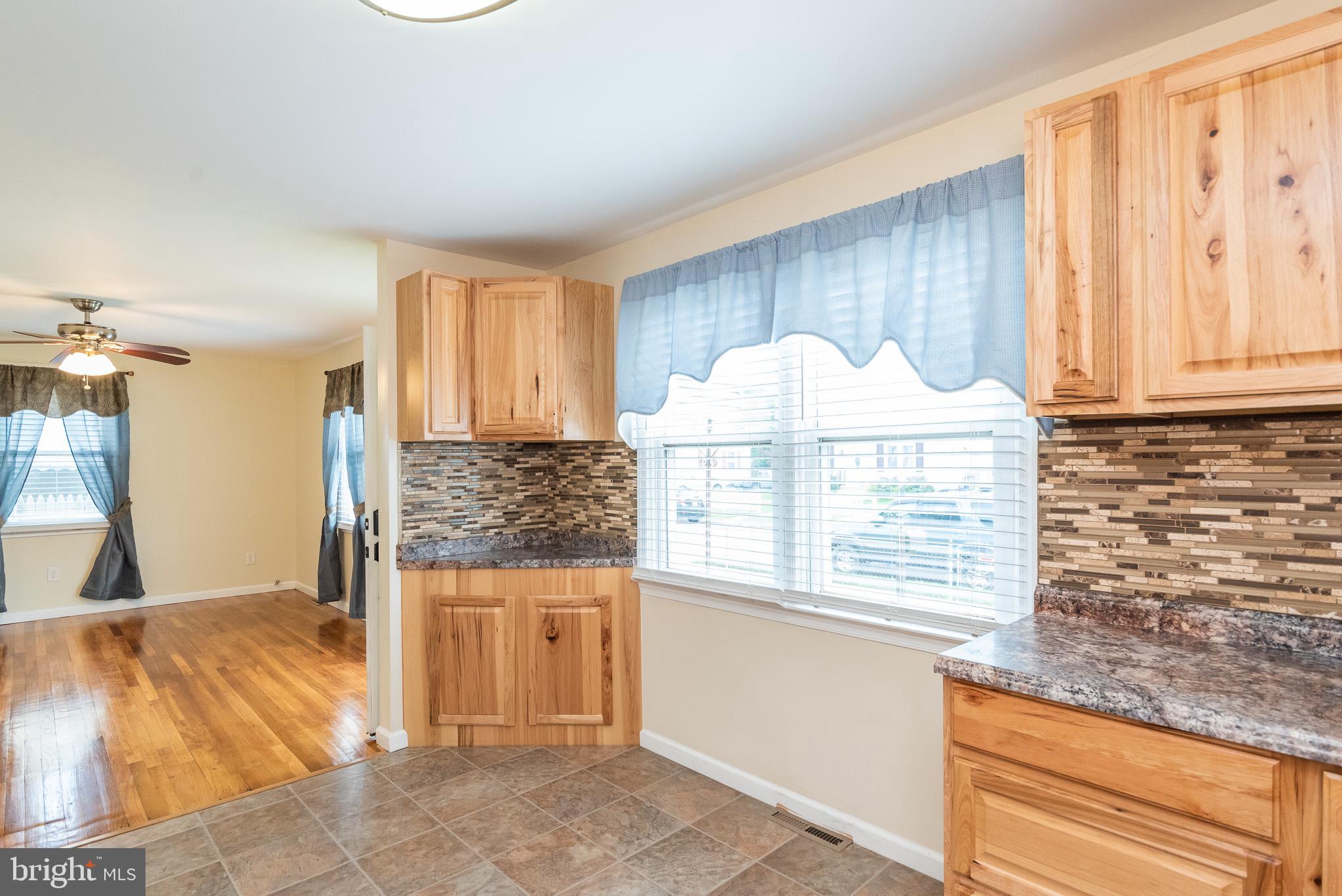 4110 Eder Road Dundalk, MD 21222 - Photo 8 of 49 Kitchen