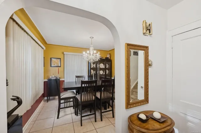 $1,124,999 | 32 Harvard Avenue, Hewlett, NY 11557