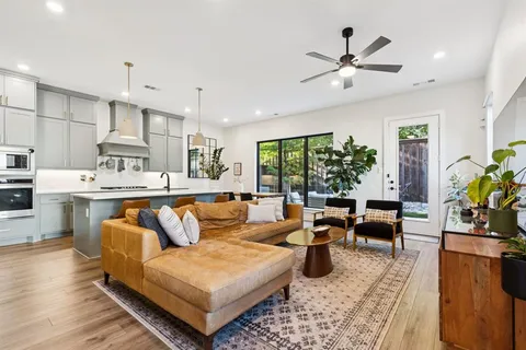 $516,500 | 2291 Rook Drive, Dallas, TX 75211