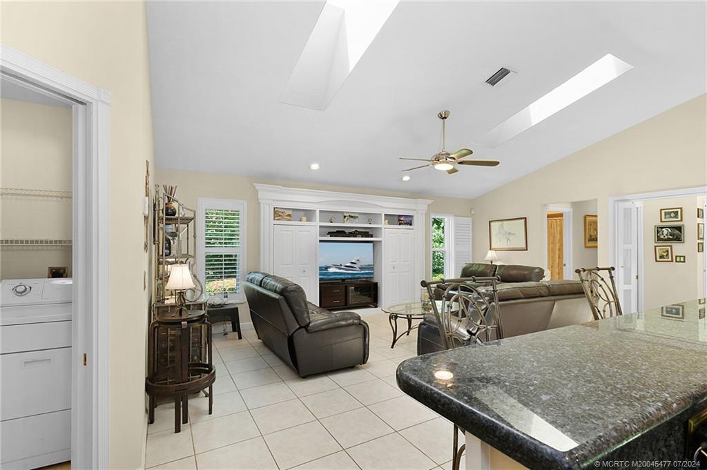4 Banyan Road Sewall's Point, FL 34996 - Photo 24 of 37 Gallery Image 24