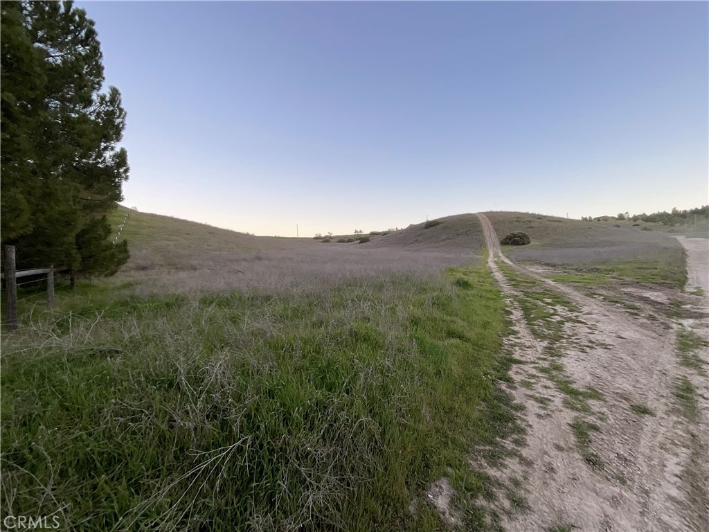 13 Sunburst Road Paso Robles, CA 93446 - Photo 15 of 19