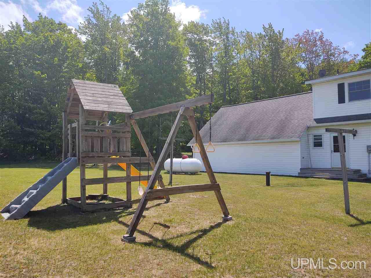 16573 Dynamite Hill Road Lanse, MI 49946 - Photo 10 of 99