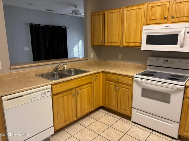 $1,600 | 1559 Denton Street Southwest, Unit B, Ocean Isle Beach, NC 28469