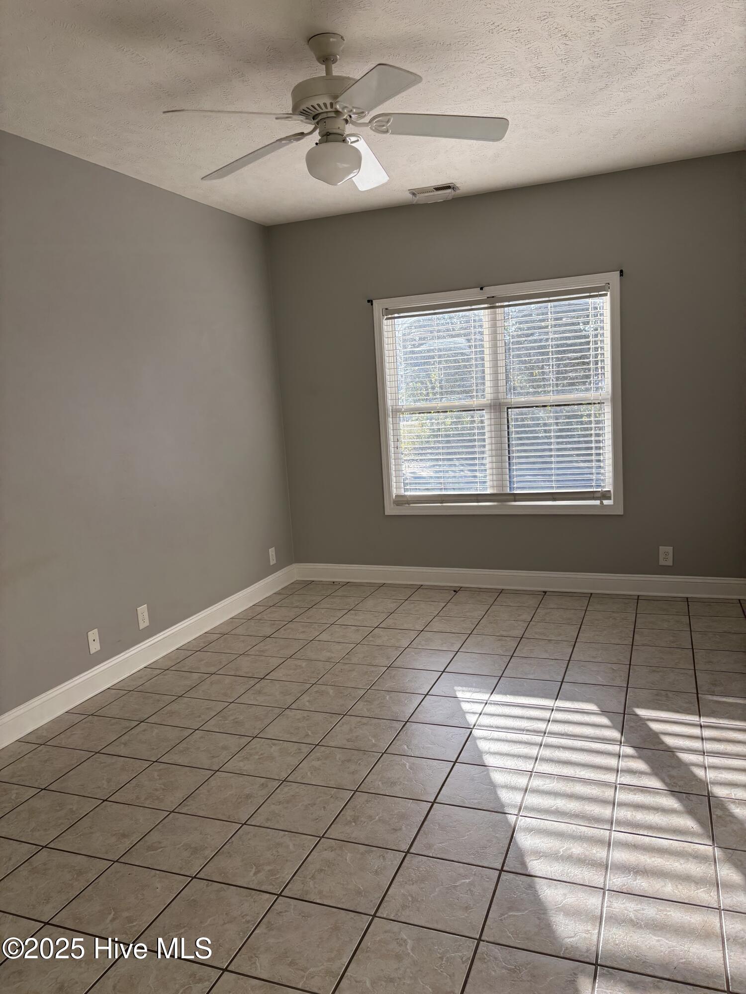 1559 Denton Street Southwest, Unit B Ocean Isle Beach, NC 28469 - Photo 6 of 10 IMG_2834