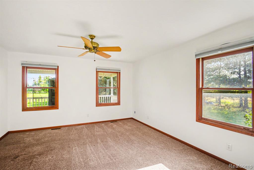 13519 Foley Road Capac, MI 48014 - Photo 16 of 34