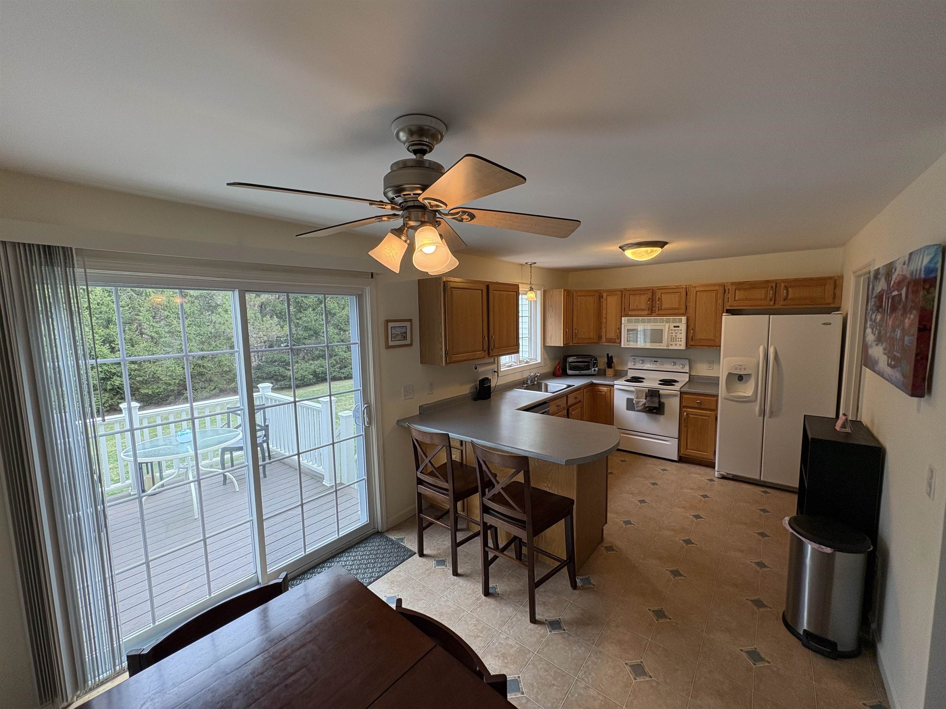 19 Mulberry Lane Amherst, NH 03031 - Photo 13 of 41