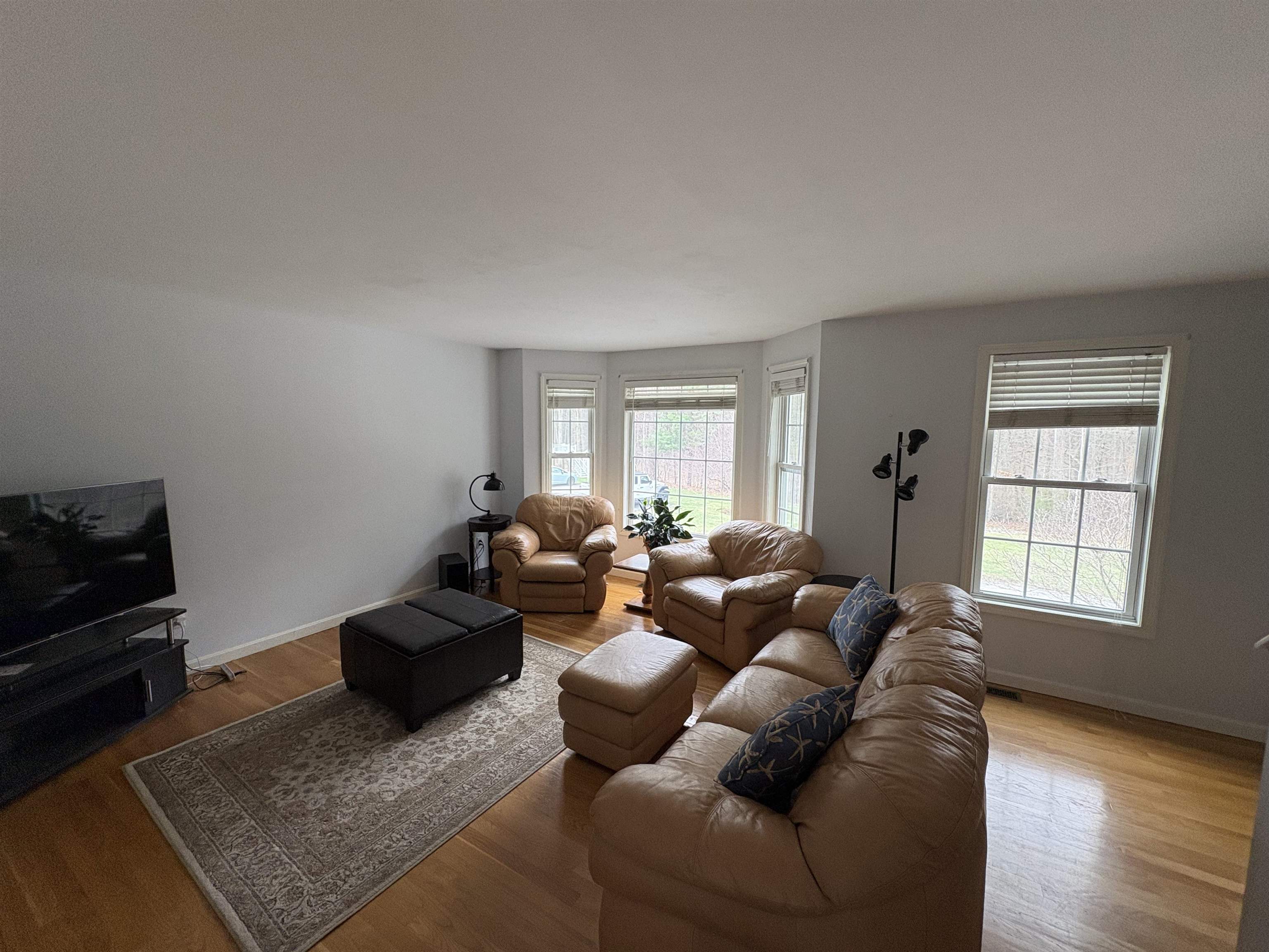 19 Mulberry Lane Amherst, NH 03031 - Photo 20 of 41