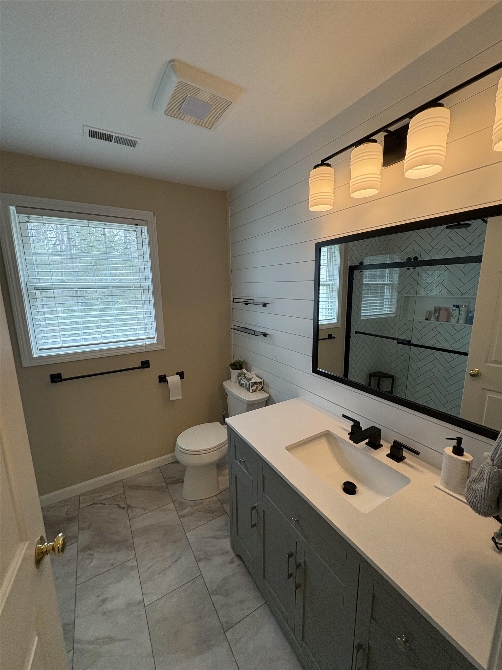 19 Mulberry Lane Amherst, NH 03031 - Photo 28 of 41