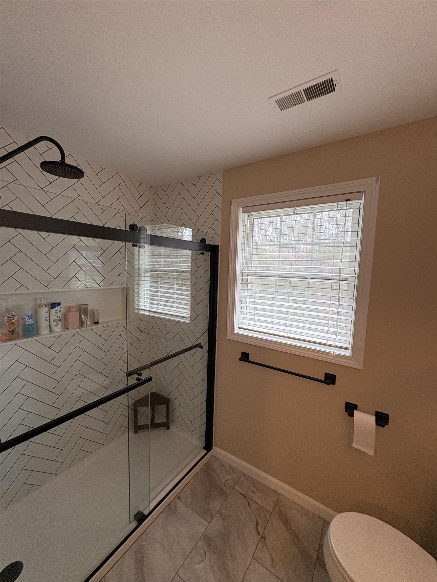 19 Mulberry Lane Amherst, NH 03031 - Photo 30 of 41