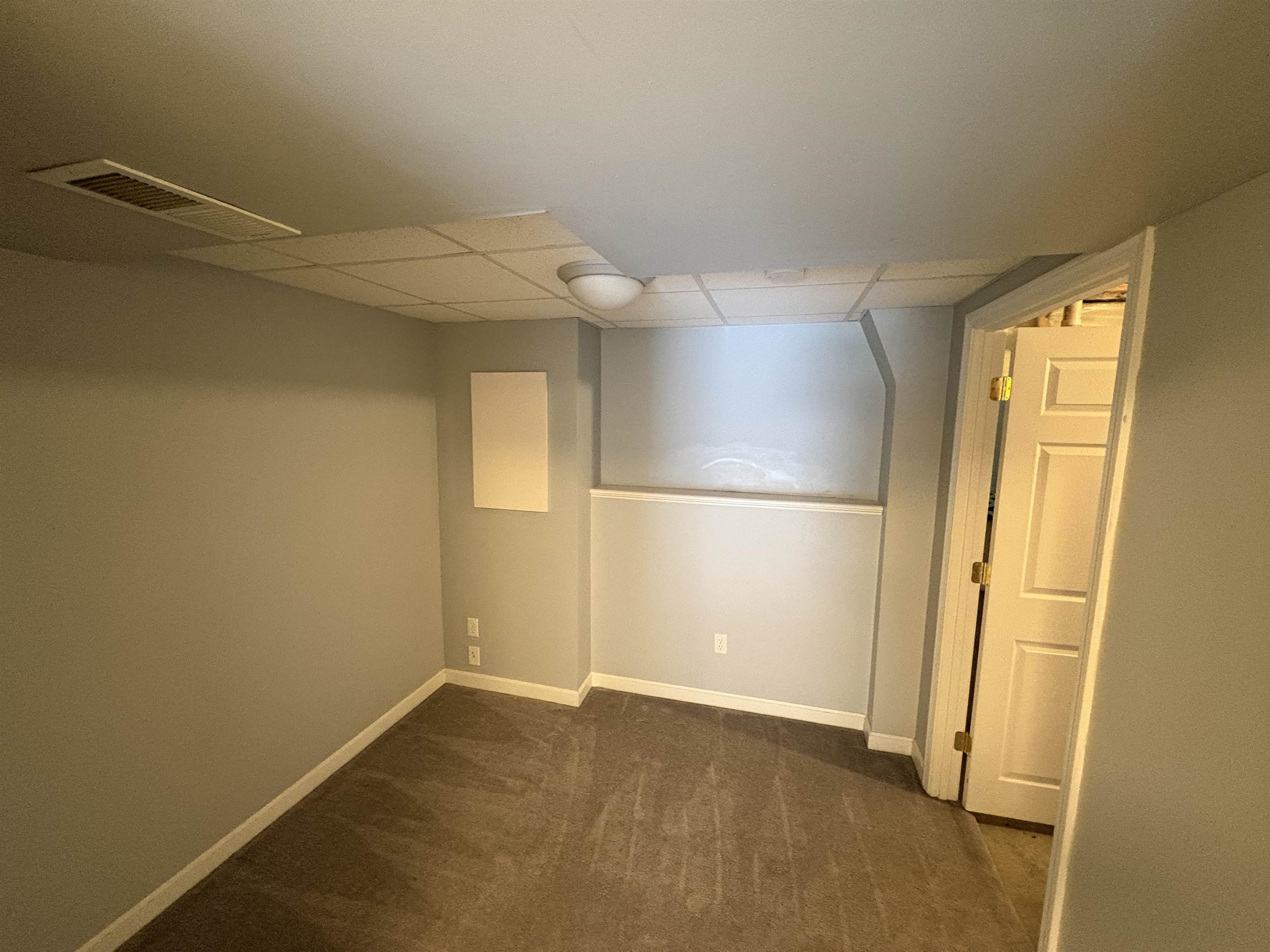 19 Mulberry Lane Amherst, NH 03031 - Photo 36 of 41