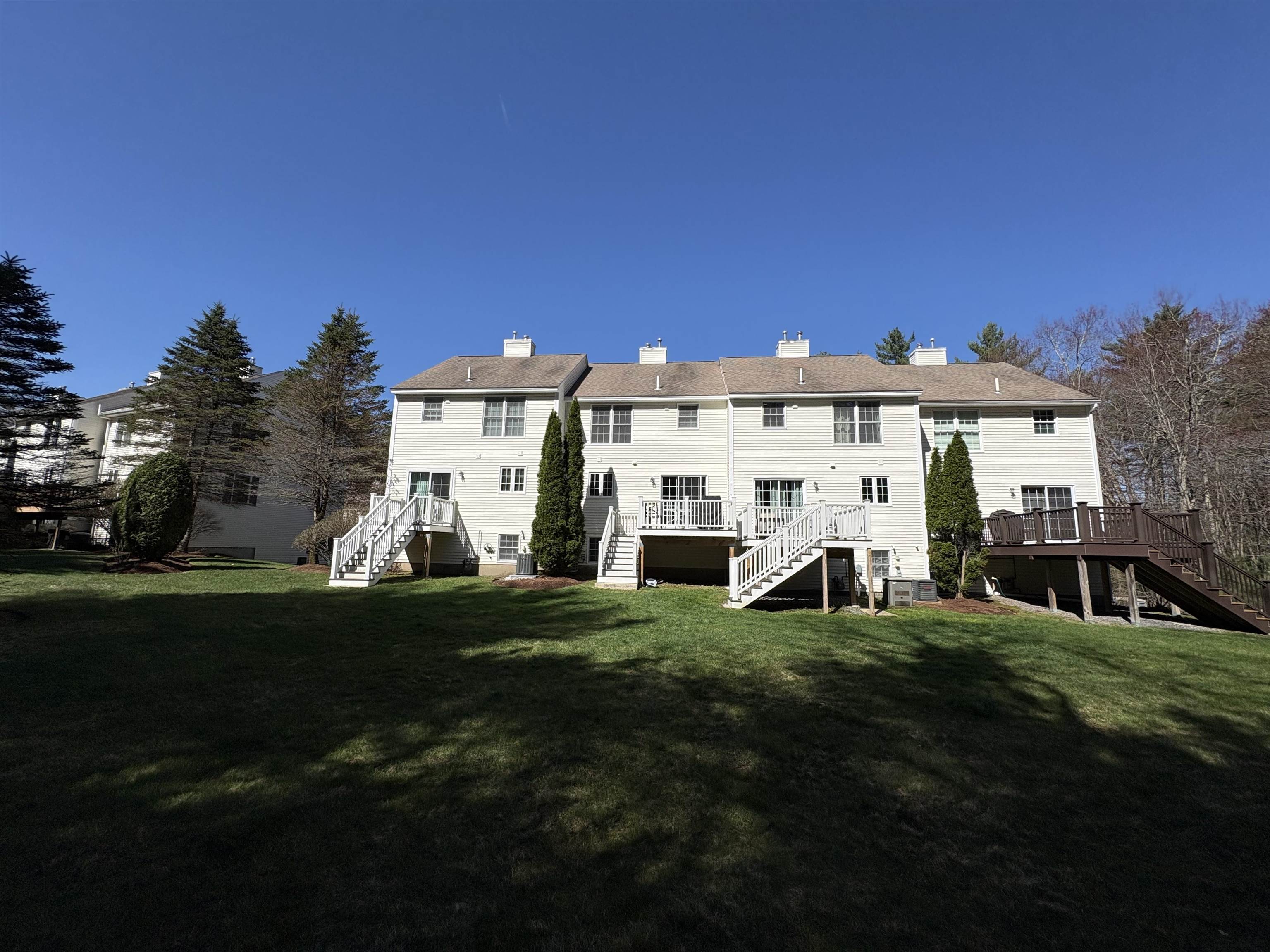 19 Mulberry Lane Amherst, NH 03031 - Photo 8 of 41