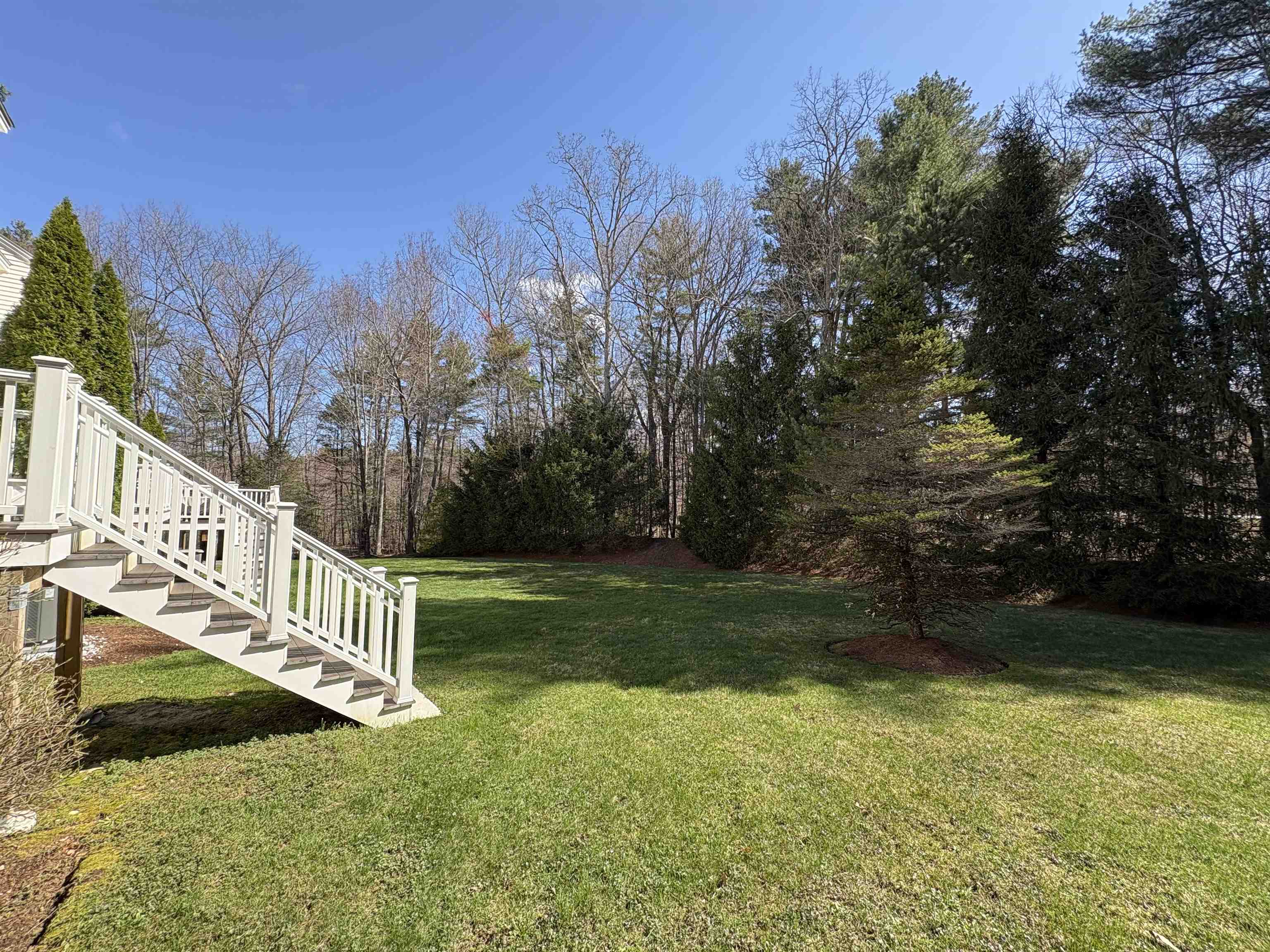 19 Mulberry Lane Amherst, NH 03031 - Photo 10 of 41