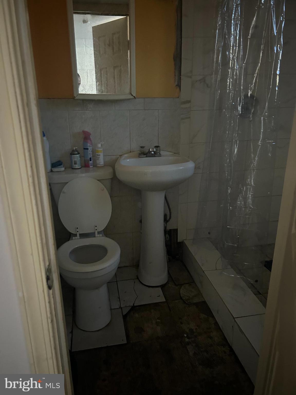 302 Wayne Avenue Silver Spring, MD 20910 - Photo 5 of 12