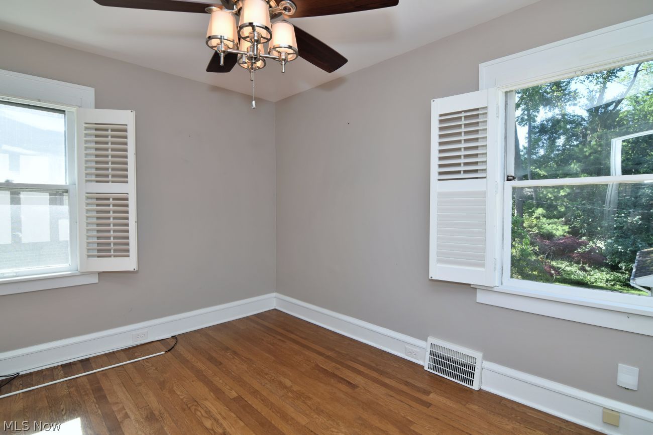 3356 Clarendon Road Cleveland Heights, OH 44118 - Photo 27 of 43 Bedroom 3