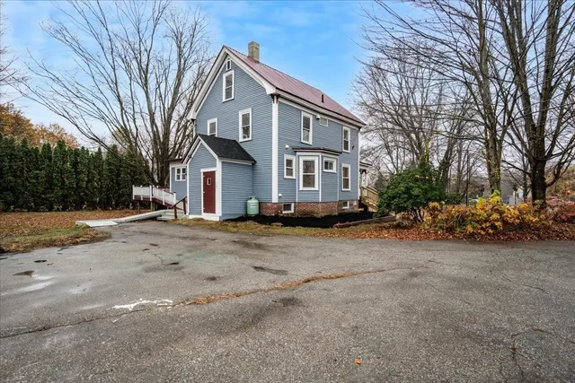 $479,900 | 233 Pembroke Street, Pembroke, NH 03275