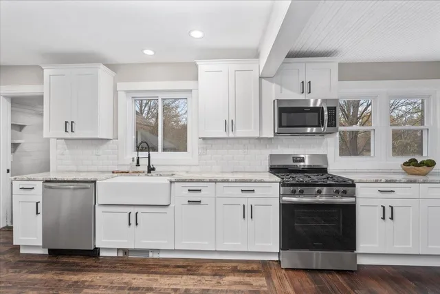 $479,900 | 233 Pembroke Street, Pembroke, NH 03275