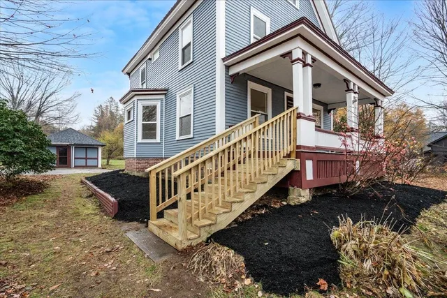 $479,900 | 233 Pembroke Street, Pembroke, NH 03275