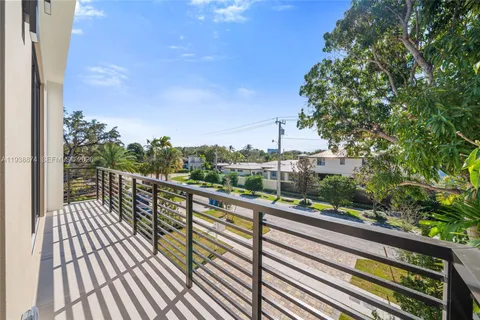 $3,750,000 | 1117 Southeast 9th Street, Fort Lauderdale, FL 33316