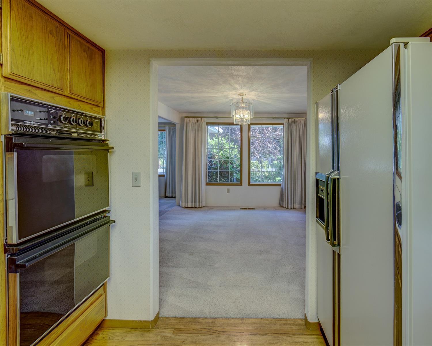 2140 Spring Street Medford, OR 97504 - Photo 12 of 31 Additional Photo