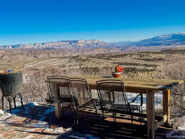 $220,000 | 1725 35 1/10 Road, De Beque, CO 81630