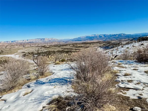 $220,000 | 1725 35 1/10 Road, De Beque, CO 81630