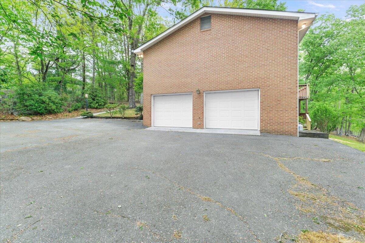 5751 Cox Hopkins Road Roanoke, VA 24014 - Photo 44 of 48 41-5751 Cox Hopkins Rd-41