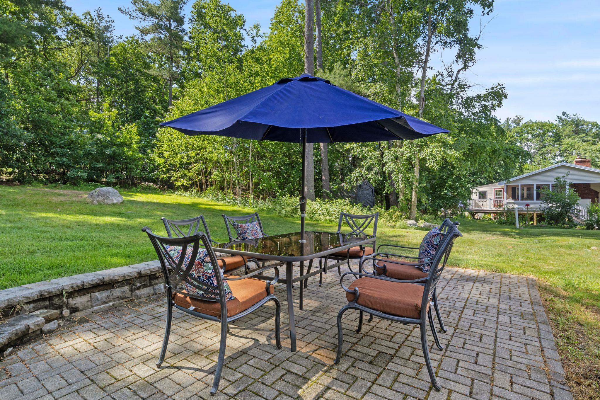 8 Diana Road Derry, NH 03038 - Photo 31 of 48