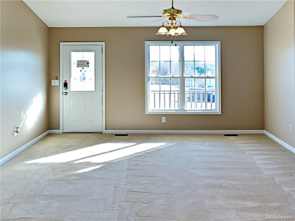 2012 Rocketts Way Newton, NC 28658 - Photo 3 of 18