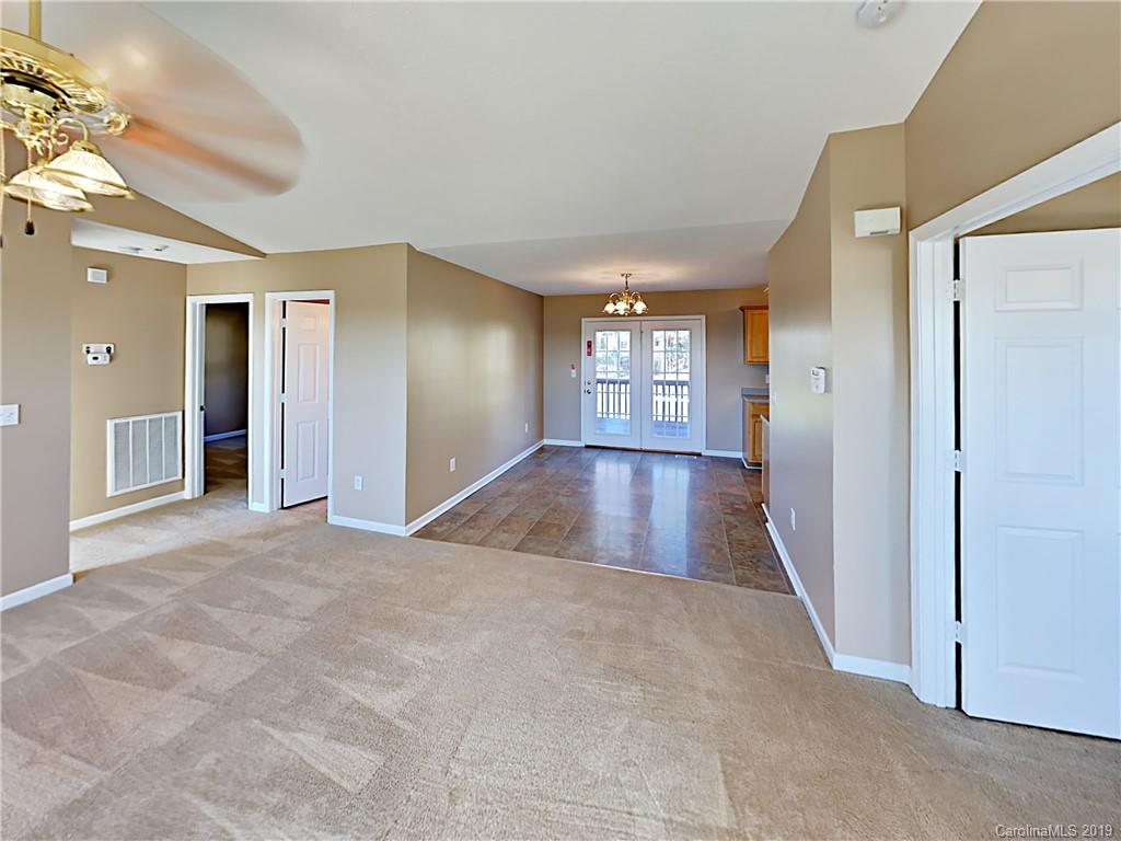 2012 Rocketts Way Newton, NC 28658 - Photo 4 of 18