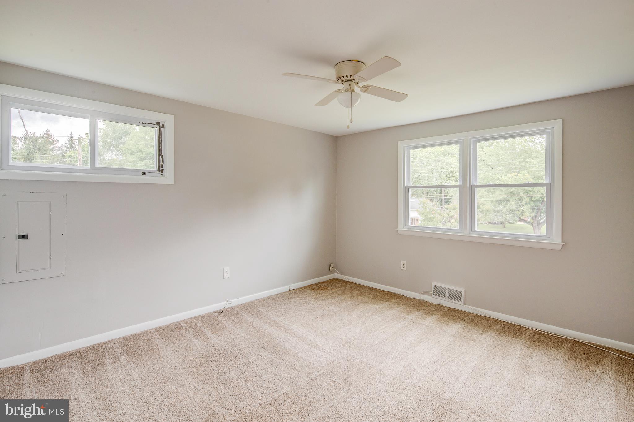 20 Holly Road Stratford, NJ 08084 - Photo 13 of 18