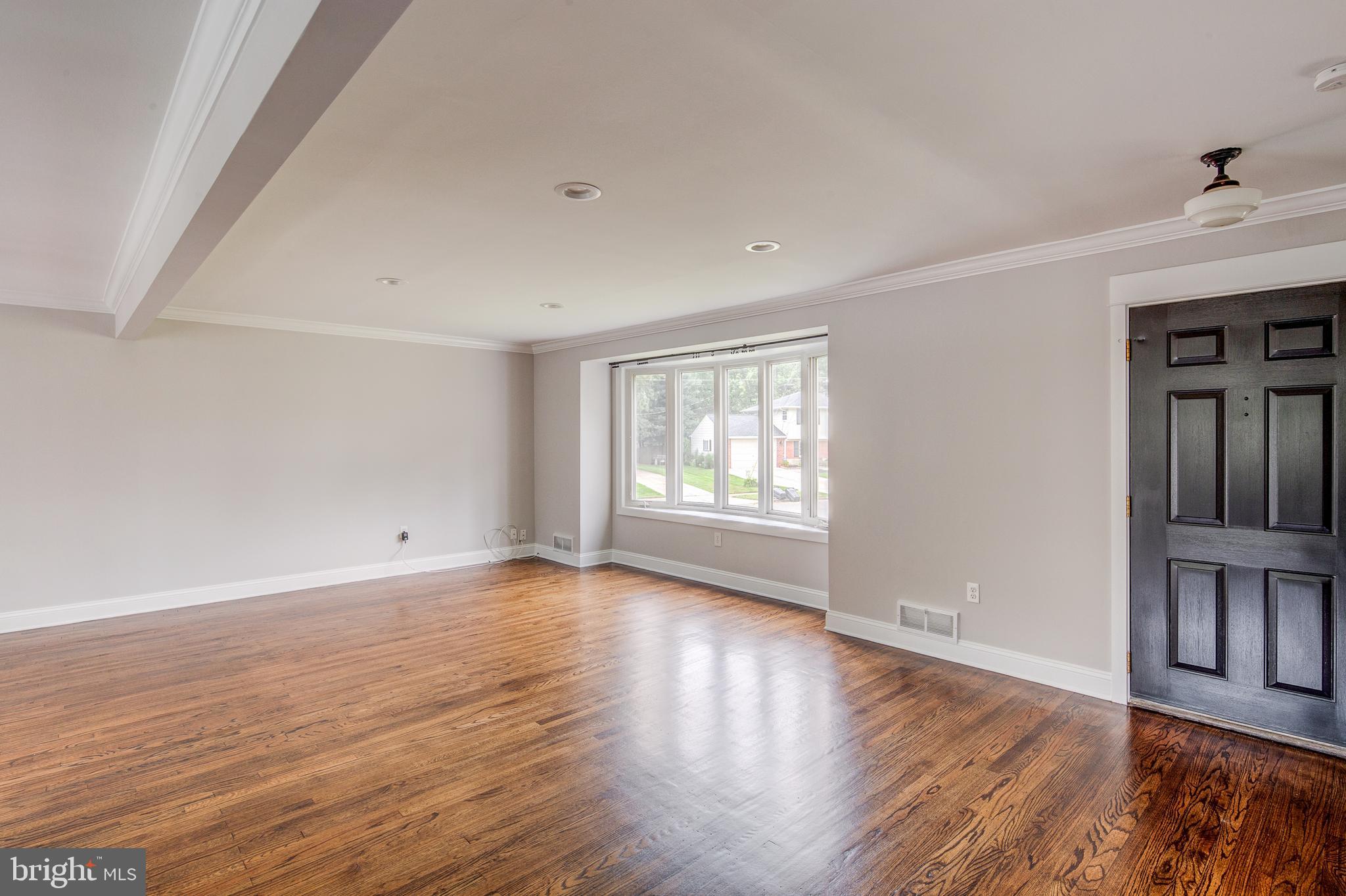 20 Holly Road Stratford, NJ 08084 - Photo 3 of 18